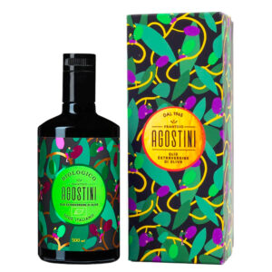 Frantoio Agostini Olio Extra Vergine di Oliva Biologico Mediamente Intenso 100% Italiano - Campagna Olearia 2023-2024 - Limpido e con un bel colore giallo dorato intenso, si arricchisce di delicate sfumature verdi. Al naso è deciso e avvolgente, ricco di note di erbe aromatiche, con ricordi di menta e rosmarino, a cui si affiancano sfalcio di campo e mandorla. Al palato è complesso e tipicamente vegetale, con toni di carciofo, cicoria e lattuga. Amaro e piccante spiccato, equilibrato ed armonico. Disponibile in astuccio regalo soft touch o bottiglia singola da 500ml