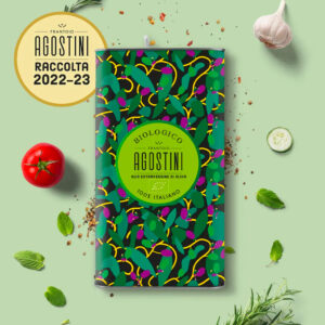 Frantoio Agostini Olio Extra Vergine di Oliva Biologico "Terra di Marca" 100% Italiano Con astuccio accattivante, ideale come idea regalo. Limpido e con un bel colore giallo dorato intenso, si arricchisce di delicate sfumature verdi. Al naso è deciso e avvolgente, ricco di note di erbe aromatiche, con ricordi di menta e rosmarino, a cui si affiancano sfalcio di campo e mandorla. Al palato è complesso e tipicamente vegetale, con toni di carciofo, cicoria e lattuga. Amaro e piccante spiccato, equilibrato ed armonico. Disponibile in Lattina da 3 litri.