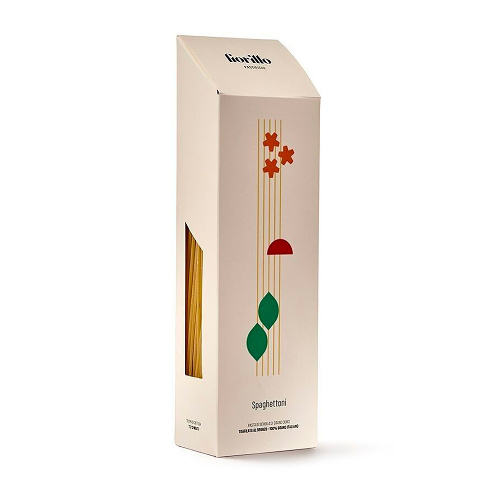 Pastificio Fiorillo Spaghettoni 500g - Pasta di semola di grano duro 100% italiana, trafilata al bronzo e sottoposta ad un'essiccazione lenta per preservare tutte le qualità organolettiche, nutrizionali e salutari. Il Pastificio Fiorillo nasce nel 2001, una giovane realtà nel campo della pasta totalmente a conduzione familiare. L'azienda, grazie all'utilizzo delle più moderne tecnologie del settore e grazie soprattutto all'impiego di impianti e macchinari realizzati ad hoc, produce pasta artigianale di alta qualità, dalle caratteristiche tipiche della pasta fatta a mano: colore chiaro, sfoglia ruvida e profumo. Il prodotto di punta è il Fileja (o Maccherone Calabrese), formato di pasta tipico regionale a cui è dedicato il 90% dell'intera produzione. 