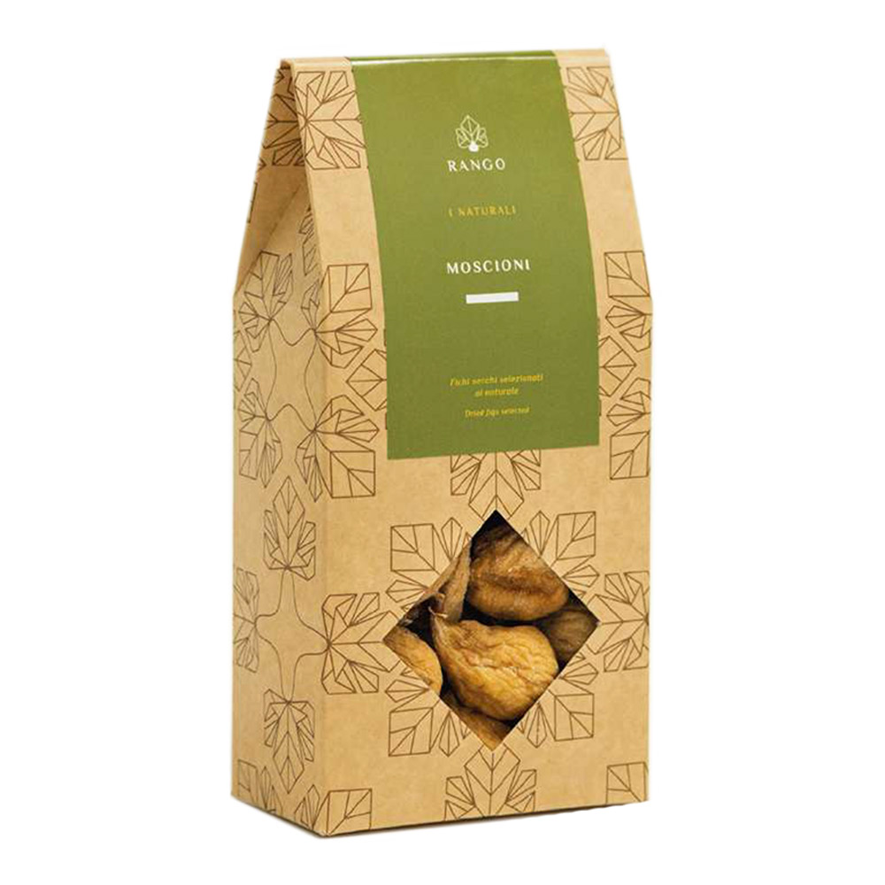 Rango “Moscioni” Fichi Dottato di Calabria al naturale 250g - La purezza e la semplicità del fico calabrese, senza aggiunte, senza compromessi. I Moscioni sono realizzati esclusivamente con fichi “Dottati di Calabria”, una varietà rinomata per la sua polpa morbida, mielata e naturalmente dolce. Raccolti al giusto punto di maturazione, vengono essiccati lentamente al sole secondo tradizione e poi lavorati a mano, senza zuccheri aggiunti né aromi artificiali. La loro consistenza è morbida e carnosa, con un sapore pieno e autentico che richiama il frutto appena colto. Perfetti da gustare da soli come snack naturale e sano, oppure in abbinamento a formaggi erborinati, miele o cioccolato fondente per un contrasto irresistibile. Confezione elegante da 250g, ideale anche come regalo gourmet per chi ama i prodotti artigianali e genuini della tradizione italiana.