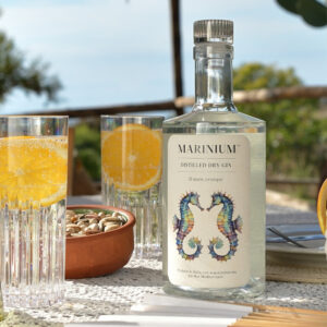 Marinium Distilled Dry Gin, distillato mediterraneo con capperi delle Eolie e agrumi siciliani