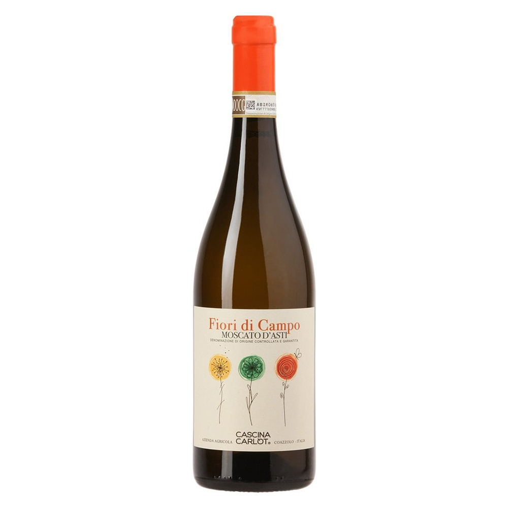 Il Moscato d'Asti Fiori di Campo di Cascina Carlot si presenta di colore giallo paglierino brillante, con un perlage fine e persistente. Al naso è aromatico, intenso e fragrante: profumi succosi di pesca e albicocca si intrecciano a sentori floreali di zagara e fiori di campo, con un tocco rinfrescante di salvia che evoca l’estate. In bocca è dolce, fresco e leggero, con una spuma cremosa che accarezza il palato, bilanciando perfettamente la dolcezza del frutto con una piacevole acidità. Il finale è aromatico e persistente, invitando subito a un nuovo sorso. - Fiori di Campo nasce a Coazzolo, nel cuore delle Langhe, da uve Moscato bianco provenienti da vigneti storici (età media 45 anni) situati su suoli di marne calcaree e argille blu. Cascina Carlot, guidata oggi da Claudio Mo (nipote di Mario Mo, che rilevò la proprietà da “Carlòt” Marchisio), lavora nel pieno rispetto della tradizione e dell’ambiente: usa fertilizzanti naturali e legature in salice al posto della plastica, come si faceva una volta.
