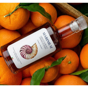 Marinium Corte d'Agrumìa, vermouth rosso con botaniche siciliane e acqua marina