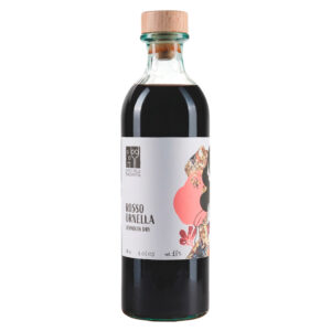 Bottiglia di Rosso Ornella Vermouth Dry Rosso, artigianale con erbe selezionate e Dolcetto delle Langhe